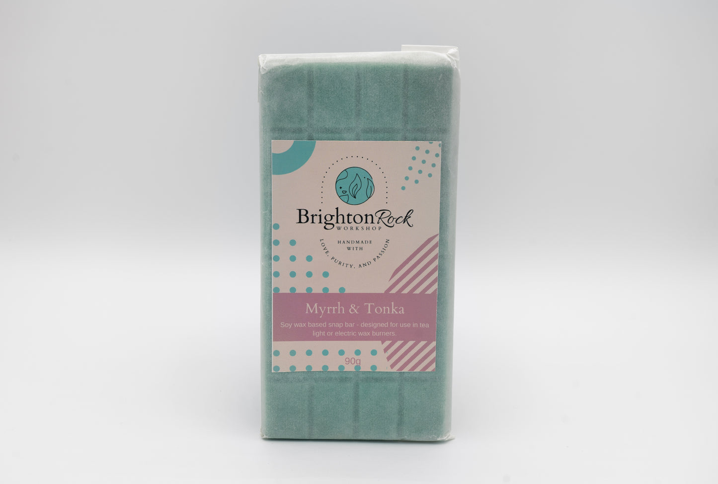 myrrh & tonka scented 30g or 90g strongly scented wax melt snap bars. Eco friendly waxed paper packaging. Brighton Rock Workshop wax melts made in Spain and the United Kingdom, available in two sizes. Suitable for tea light or electric burners