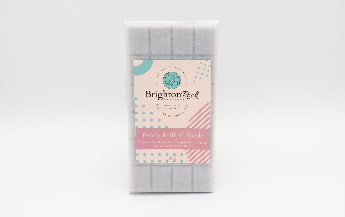 Peony and blush suede scented 30g or 90g strongly scented wax melt snap bars. Eco friendly waxed paper packaging. Brighton Rock Workshop wax melts made in Spain and the United Kingdom, available in two sizes. Suitable for tea light or electric burners