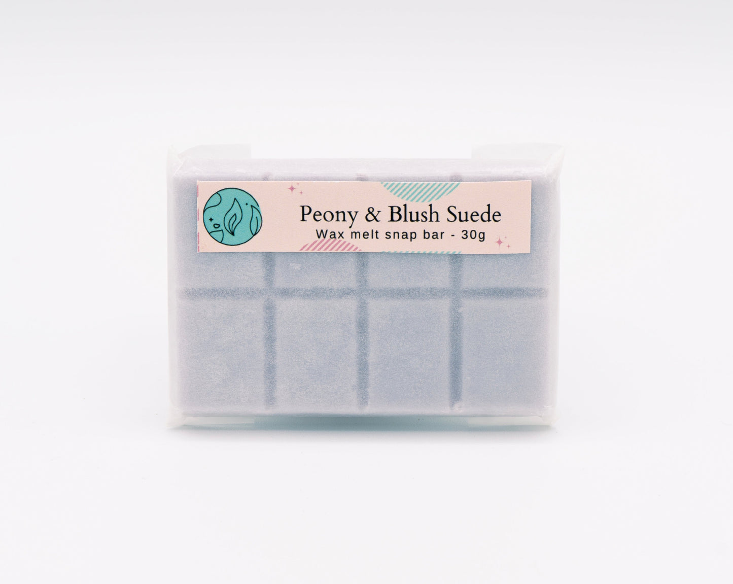 Peony and blush suede scented 30g or 90g strongly scented wax melt snap bars. Eco friendly waxed paper packaging. Brighton Rock Workshop wax melts made in Spain and the United Kingdom, available in two sizes. Suitable for tea light or electric burners