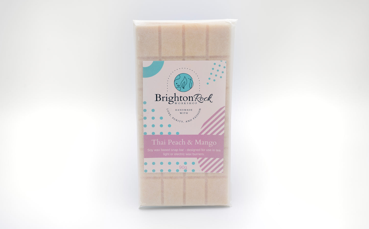 Thai peach and mango scented 30g or 90g strongly scented wax melt snap bars. Eco friendly waxed paper packaging. Brighton Rock Workshop wax melts made in Spain and the United Kingdom, available in two sizes. Suitable for tea light or electric burners