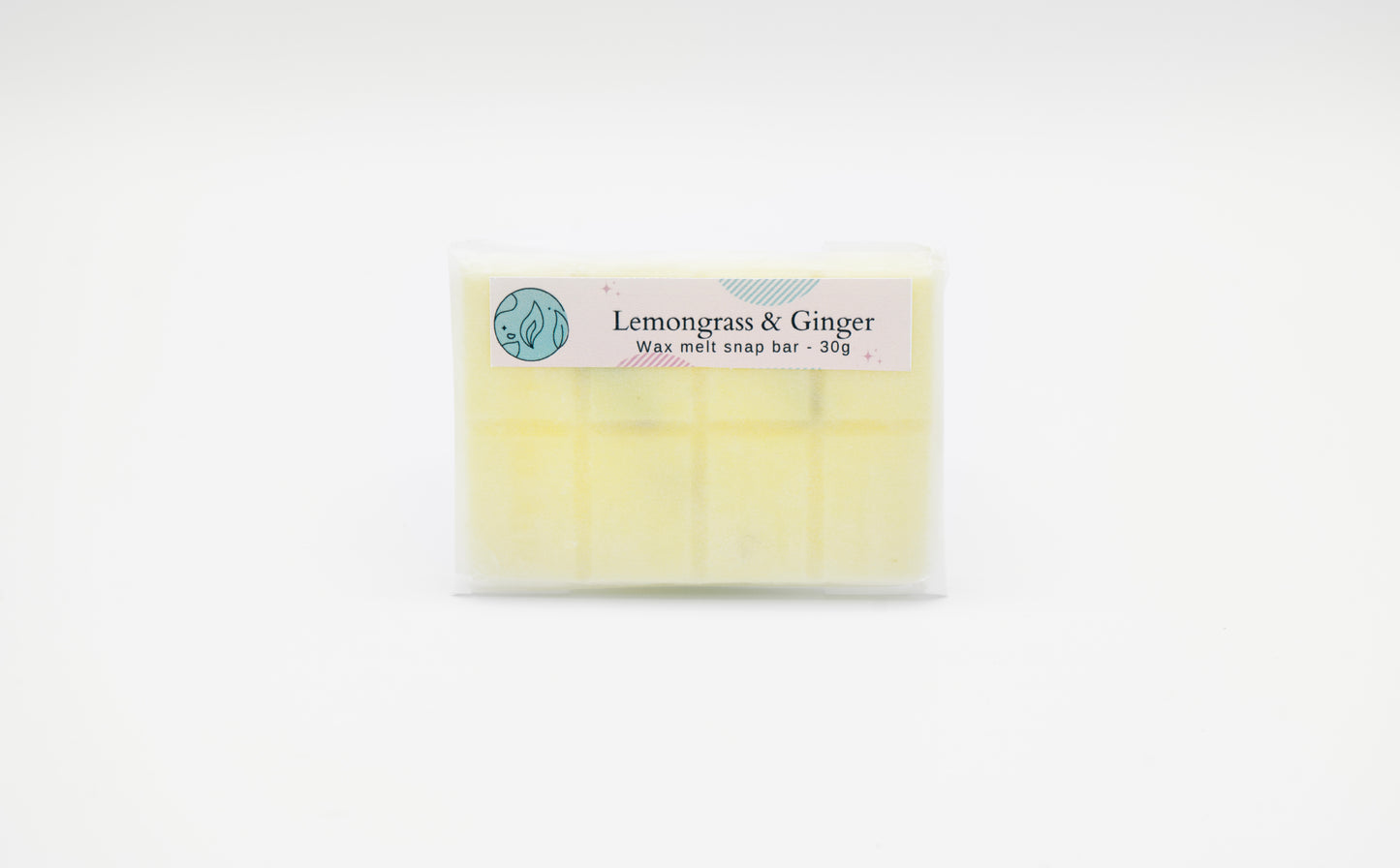 30g or 90g strongly scented wax melt snap bars. Eco friendly waxed paper packaging. Brighton Rock Workshop wax melts made in Spain and the United Kingdom, available in two sizes. Suitable for tea light or electric burners