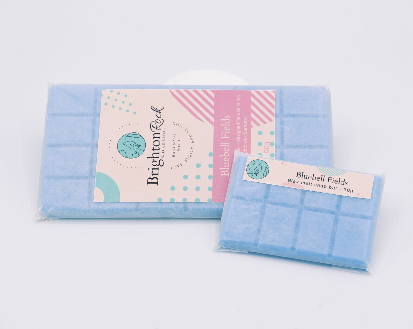 bluebell fields 30g or 90g strongly scented wax melt snap bars. Eco friendly waxed paper packaging. Brighton Rock Workshop wax melts made in Spain and the United Kingdom, available in two sizes. Suitable for tea light or electric burners