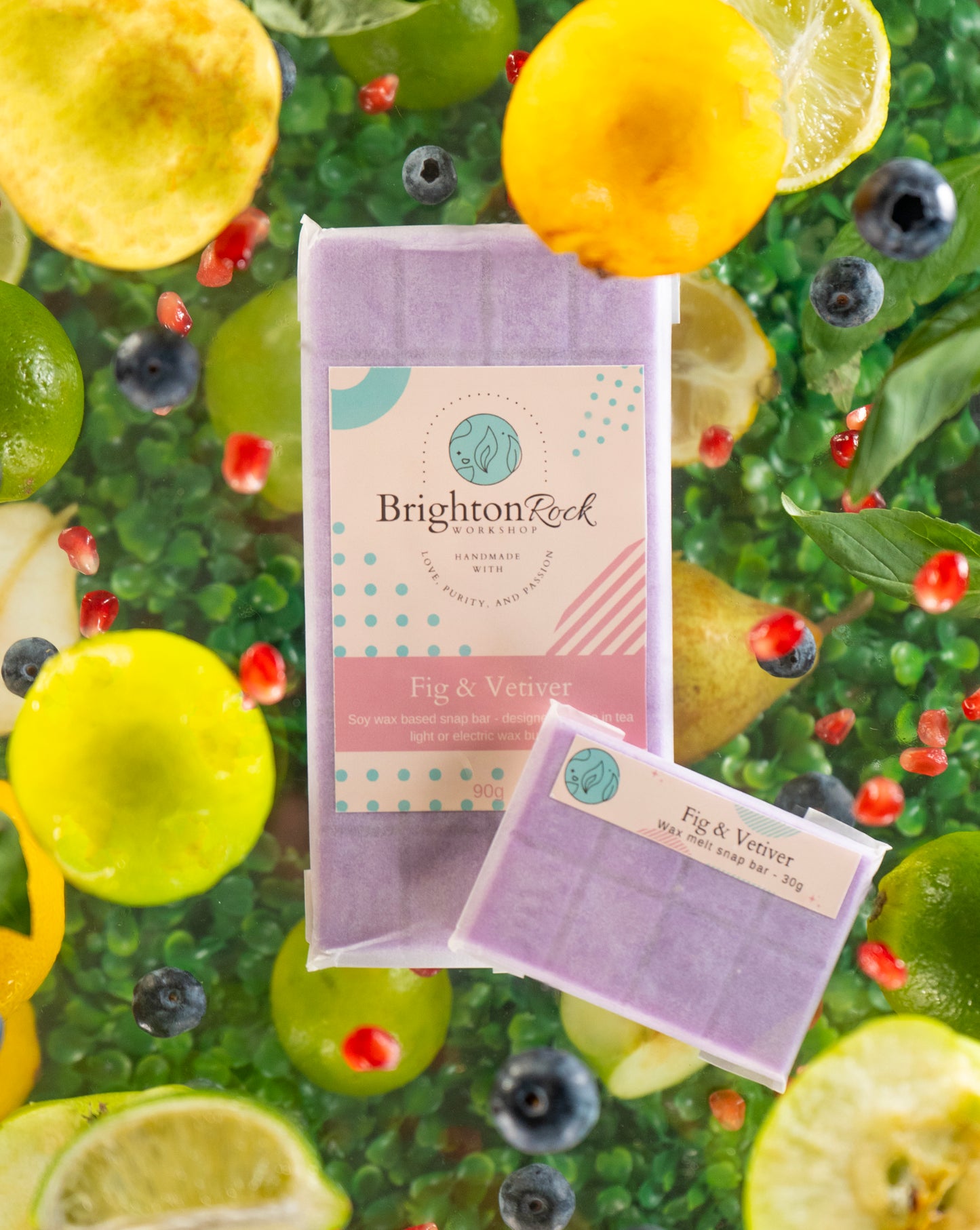 fig and vetiver purple 30g or 90g strongly scented wax melt snap bars. Eco friendly waxed paper packaging. Brighton Rock Workshop wax melts made in Spain and the United Kingdom, available in two sizes. Suitable for tea light or electric burners