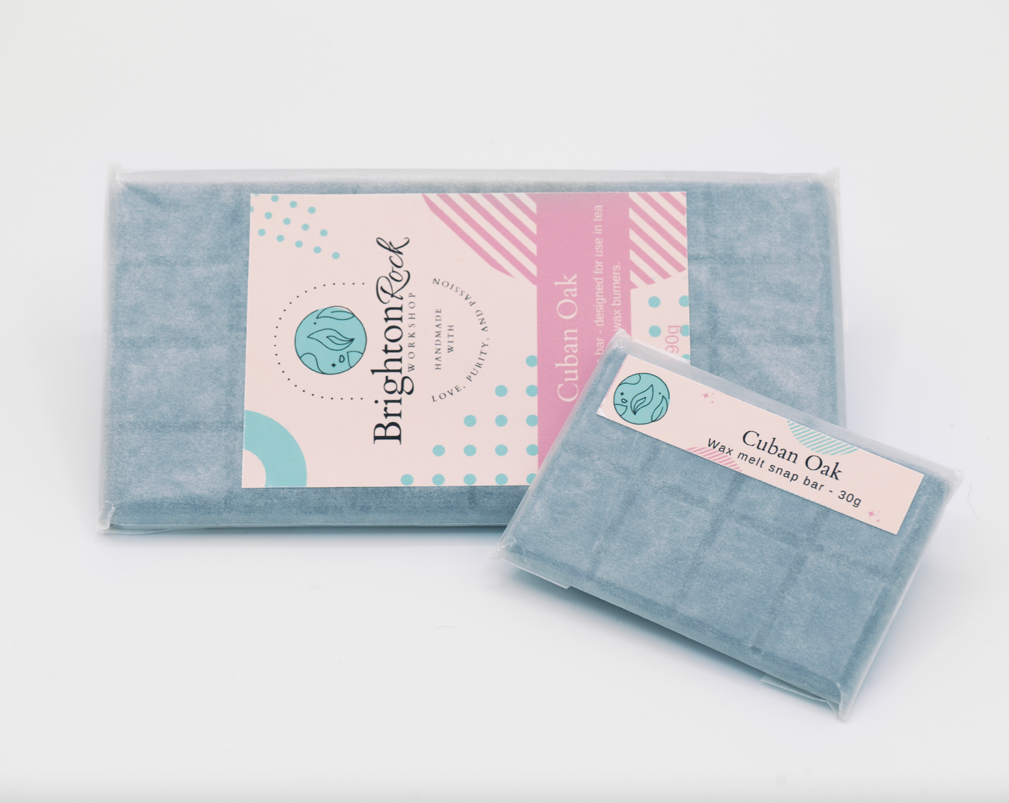 cuban oak 30g or 90g strongly scented wax melt snap bars. Eco friendly waxed paper packaging. Brighton Rock Workshop wax melts made in Spain and the United Kingdom, available in two sizes. Suitable for tea light or electric burners