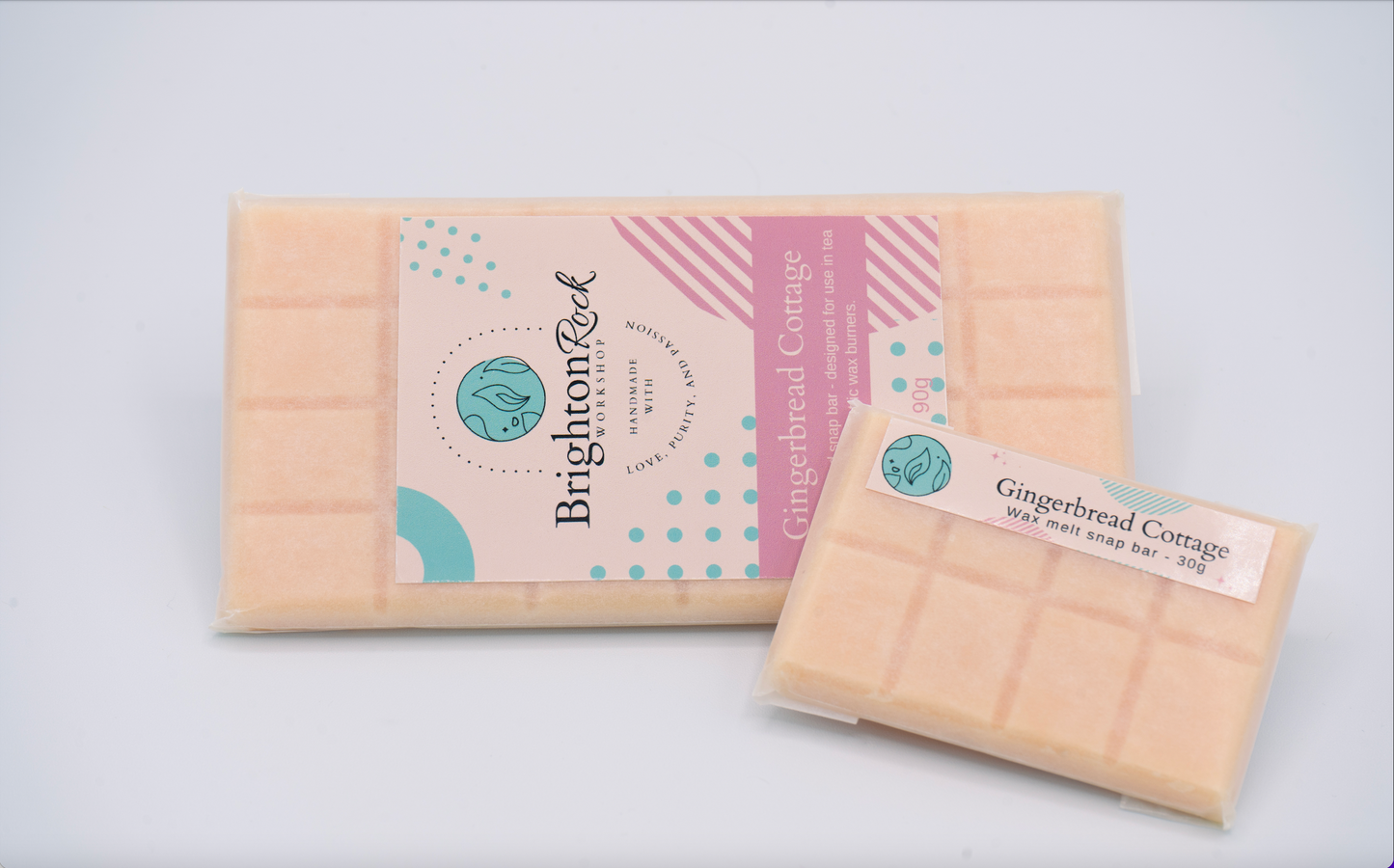 gingerbread cottage scented 30g or 90g strongly scented wax melt snap bars. Eco friendly waxed paper packaging. Brighton Rock Workshop wax melts made in Spain and the United Kingdom, available in two sizes. Suitable for tea light or electric burners