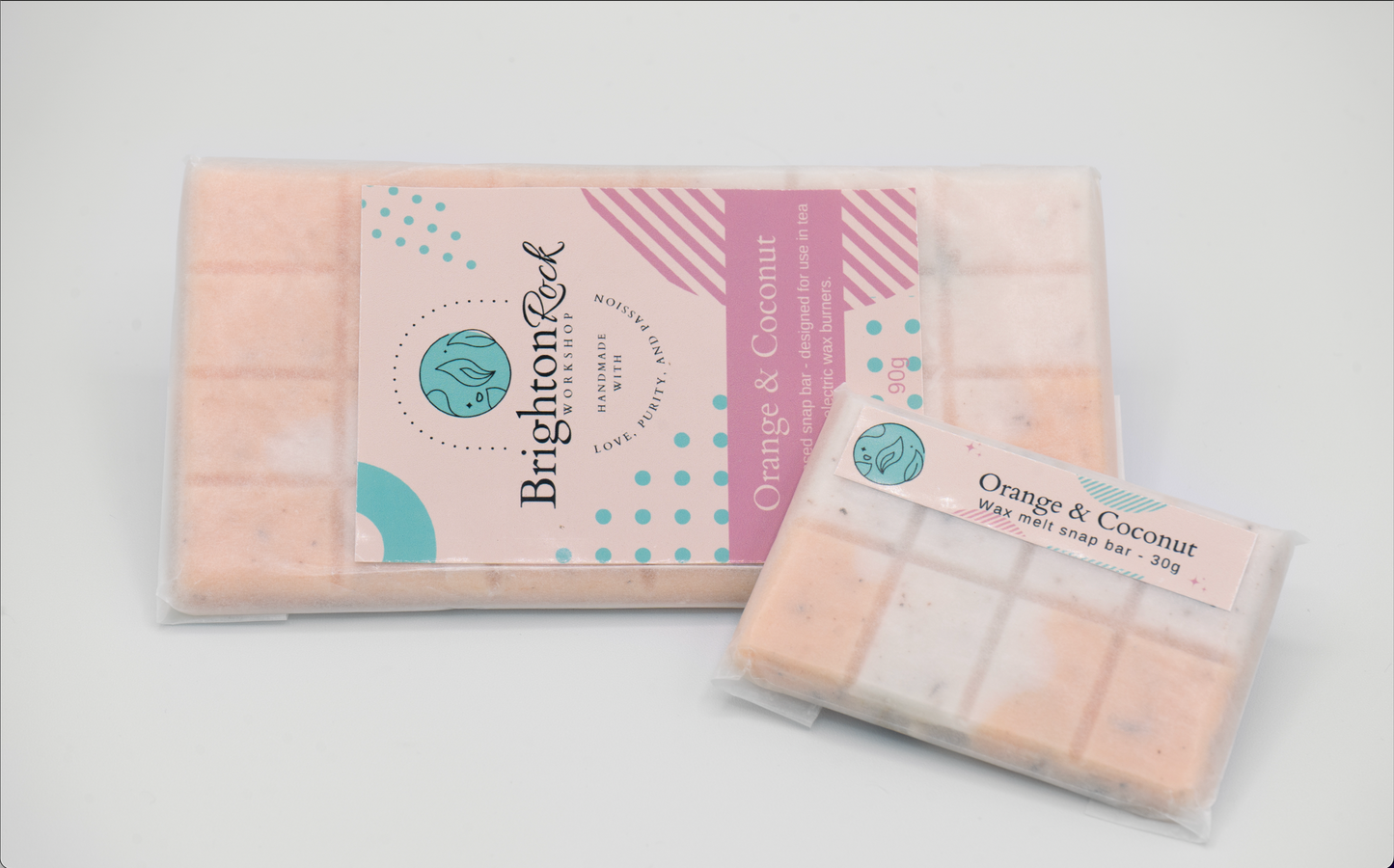 orange & coconut scented 30g or 90g strongly scented wax melt snap bars. Eco friendly waxed paper packaging. Brighton Rock Workshop wax melts made in Spain and the United Kingdom, available in two sizes. Suitable for tea light or electric burners