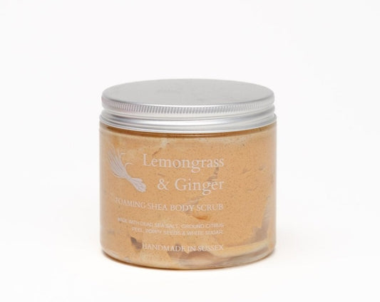 280g pot of lemongrass & ginger scented shower scrub. Handmade in the UK by Brighton Rock Workshop. Vegan friendly and cruelty free. long lasting scent