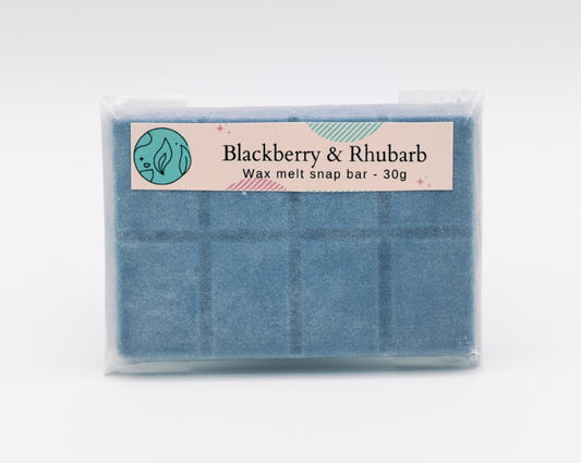 blackberry and rhubarb 30g wax melt snap bar sweet fruity dark fragrance for the home. For use in tea light or electric burners